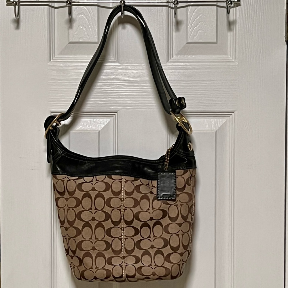 Coach Signature Purse